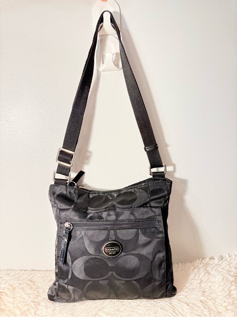 Vintage COACH Monogram Signature Jacquard Crossbody Bag ✨
